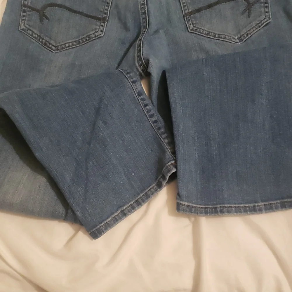 Jeans - Picture 3 of 4